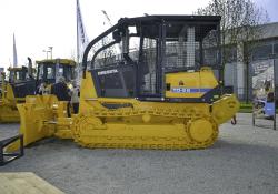 bauma 2016 Daily News Dressta  hydrostatic drive dozers