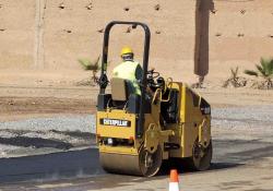 Caterpillar compaction machine