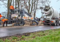The Wirtgen compact slipformer was able to handle the job quickly and efficiently 