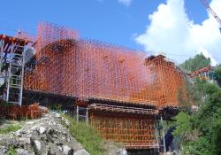 Construction on River Homen bridge