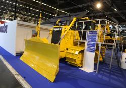 Komatsu_d65