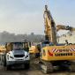 Three new TA 230 articulated dump trucks were used to ensure fast and safe removal of the bridge debris from the site