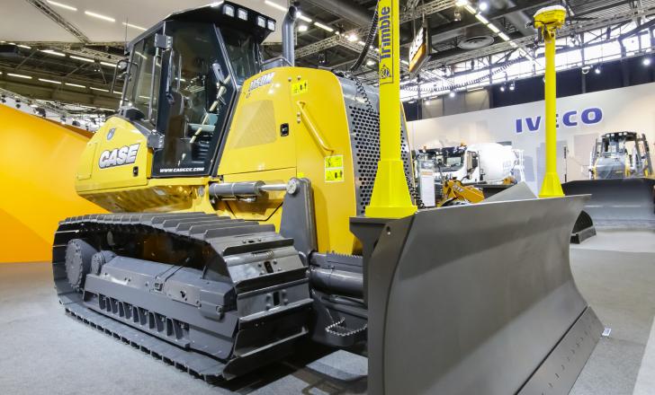 Dozers can maintain quality and move faster with the GCS900 system. INTERMAT Day 2 2015 Trimble GCS900 system