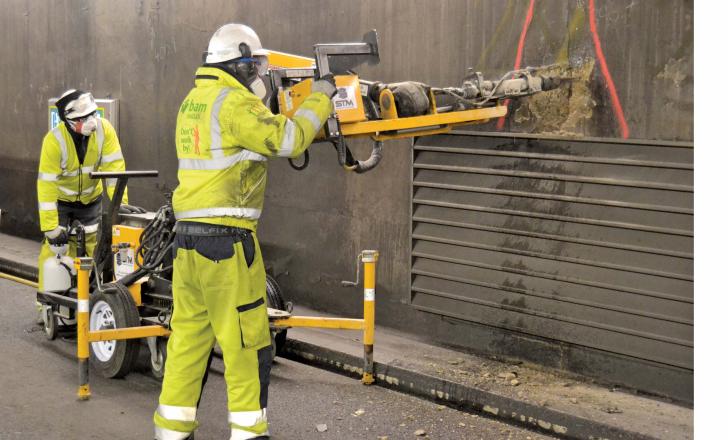 The Canadian built PAM unit was used for the Heathrow Tunnel refurbishment Canadian built PAM unit
