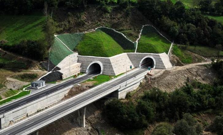 Financing will pay for work to sections of the Corridor Vc highway for Bosnia Herzegovina bosnia.jpg