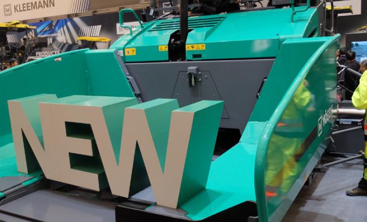 Paver firm Vögele is now offering two new pavers, the Super 1600-3L and Super 1600L, for the Chinese market DSCF1932.jpg