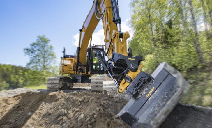 Engcon is introducing a global safety programme focussing on excavator attachments
