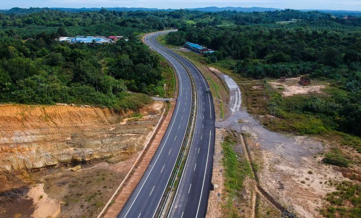 Tenders are opening in Malaysia for further stretches of the Trans-Borneo Highway, with work well underway on the Pan Borneo route - Image courtesy of Lebuhraya Borneo Utara Sdn Bhd