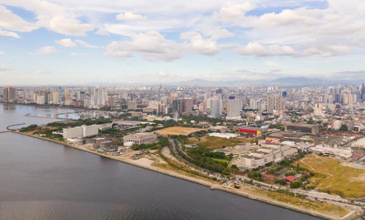 Better transport to and from Manila’s port area is planned – image courtesy © of Tatiana Kornylyeva, Dreamstime.com