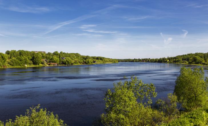 The Leningrad Region (Oblast) will benefit from two new crossings for Svir River and Volkhova River (pictured) - image © courtesy of Natalia Volkova, Dreamstime