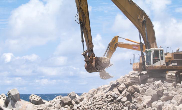 Construction work may be slowed by the closure of a quarry on Reunion Island that was supplying materials for the new coastal road project – image © courtesy of Topcon Positioning