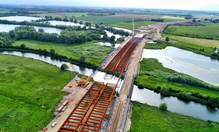 Over the River Great Ouse goes 6,000 tonnes of steel (photo Cleveland Bridge)