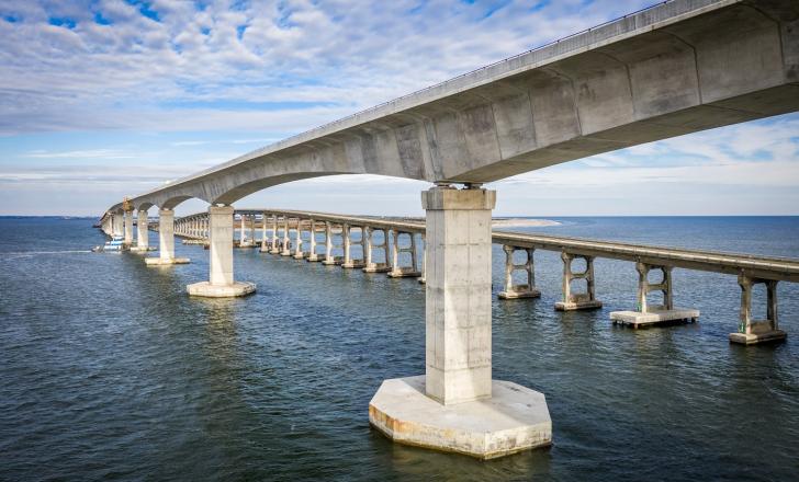 HDR has won an award from Bentley Systems for its Marc Basnight bridge, the latest of several for this highly challenging project – image © courtesy of HDR