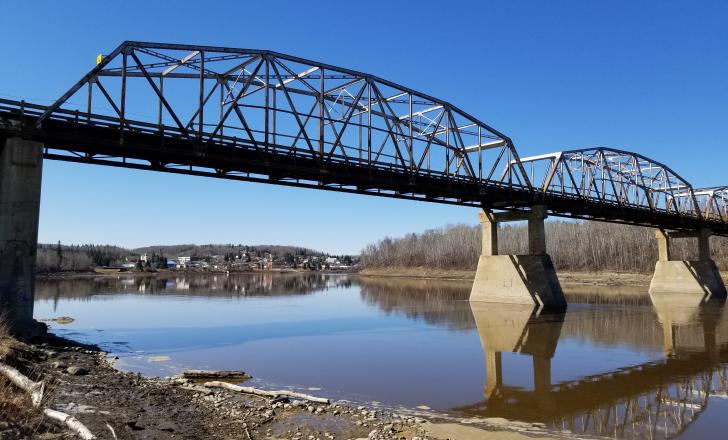 The existing two-lane 277m-long bridge, which carries provincial Highway 813, was built in 1950 and includes a wooden plank deck (image courtesy Robert Balay, mayor of Athabasca)