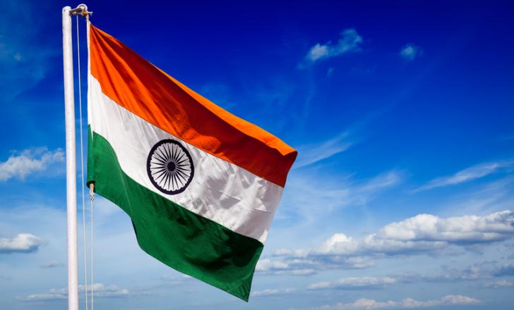 An asphalt paving record has been set in India – image courtesy of © Dmitry Rukhlenko | Dreamstime.com