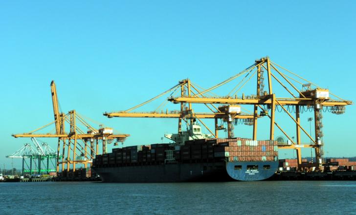 A new tolled port connection is planned for Washington State – image courtesy of © Paige Foster | Dreamstime.com
