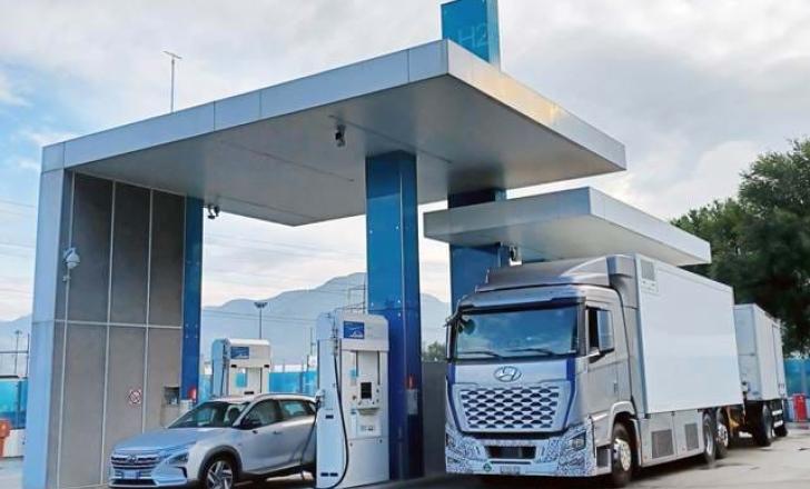 The hydrogen production and filling station along the A22 and run by Autostrada del Brennero remains the only such station in Italy, but more are coming (image courtesy Autostrada del Brennero)