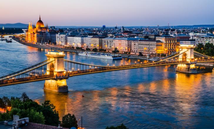 According to the city’s transport agency, BKK Centre for Budapest Transport, work on the bridge deck was recently completed (image © Emicristea/Dreamstime)