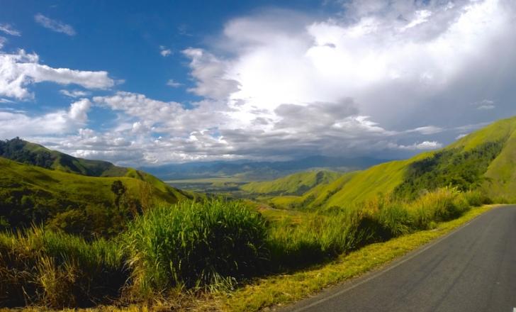 Papua New Guinea’s longest road is the Highlands Highway, sometimes known as the Okuk Highway (image © Colton Nie/Dreamstime)