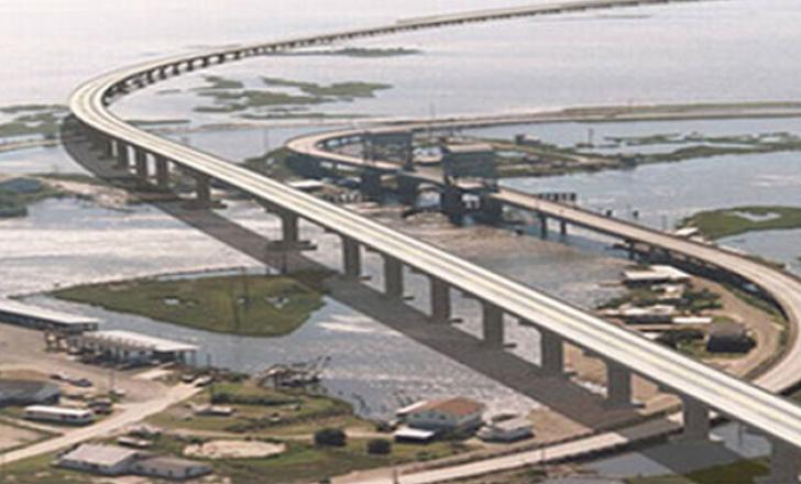 The new bridge over the Intracoastal Waterway is being constructed on the west side of the existing bridge (Louisiana Department of Transportation and Development (LADOTD) and the Lousiana Transportation Authority (LTA))
