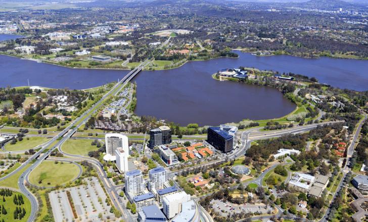 A new bridge project in Australia’s capital, Canberra, will cut congestion and journey times – image courtesy of © Glenn Martin | Dreamstime.com