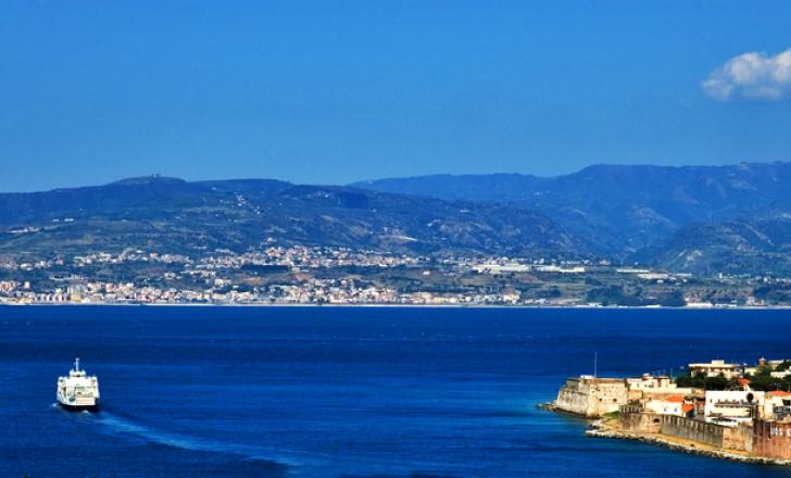 A new proposal has been put forward for a bridge spanning the Messina Strait in Southern Italy - image courtesy of © Silvia Ganora | Dreamstime.com