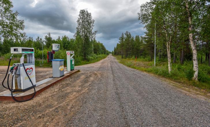 Some roads in Sweden’s northern Pajala municipality need more upgrading than others (image © Oleksandr Korzhenko/Dreamstime)