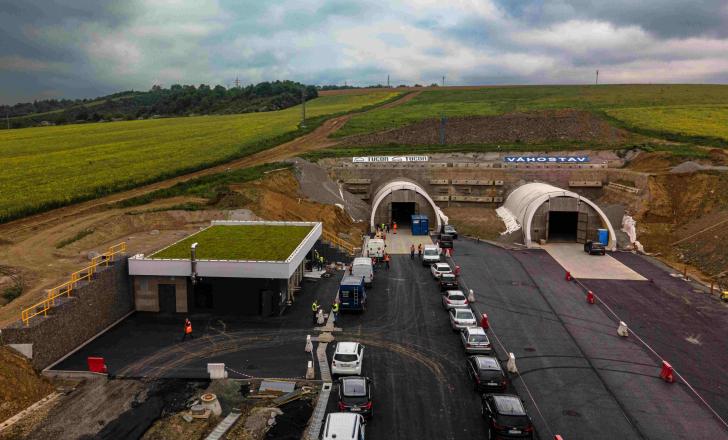 The 1.1km Bikos Tunnel (image courtesy Slovakia’s National Motorway Company, NDS, Národná diaľničná spoločnos)