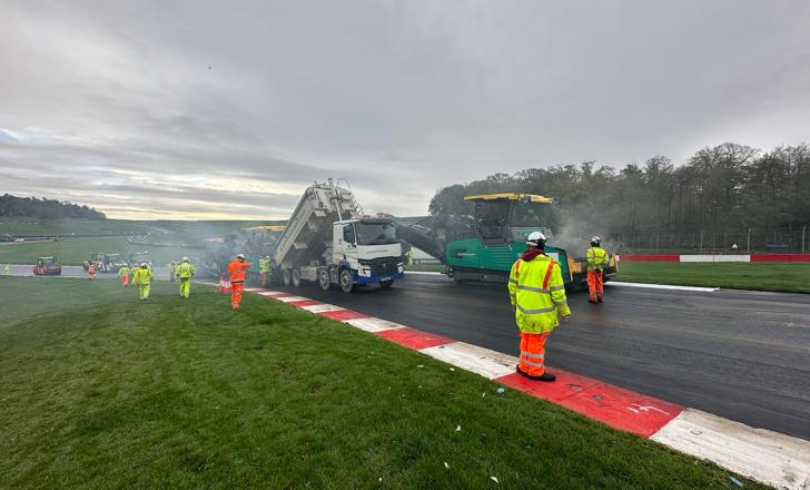 Aggregate Industries’ supplied more than 5,000 tonnes of its high-grip SuperPrixmat Ultra asphalt, designed exclusively for motor racing circuits (image courtesy Aggregate Industries)