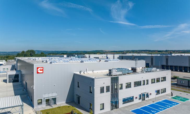 Cummins now has a new engine rebuild and remanufacturing facility in Krakow, Poland
