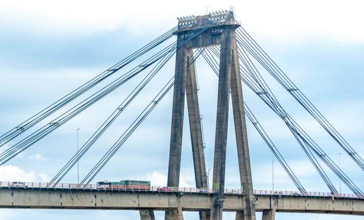Argentina is to build a new bridge spanning the Paraná River as the existing General Manuel Belgrano Bridge suffers from congestion at peak periods – image courtesy of © Eduard Goricev|Dreamstime.com