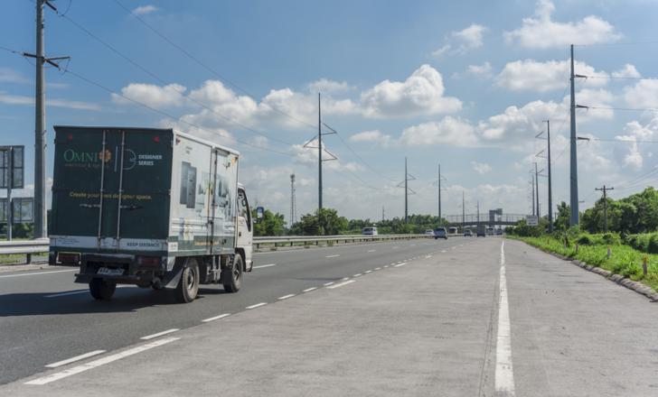 The Subic–Clark–Tarlac Expressway (SCTEX), similar to the Tarlac-Pangasinan-La Union Expressway, is part of the motorway network connecting major regions on the Philippine island of Luzon (image © Michael Edwards/Dreamstime)