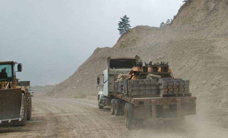Construction work is underway on a new highway in Guatemala, one of many new road projects in the country – image courtesy of © Maria Teresa Weinmann Dreamstime.com