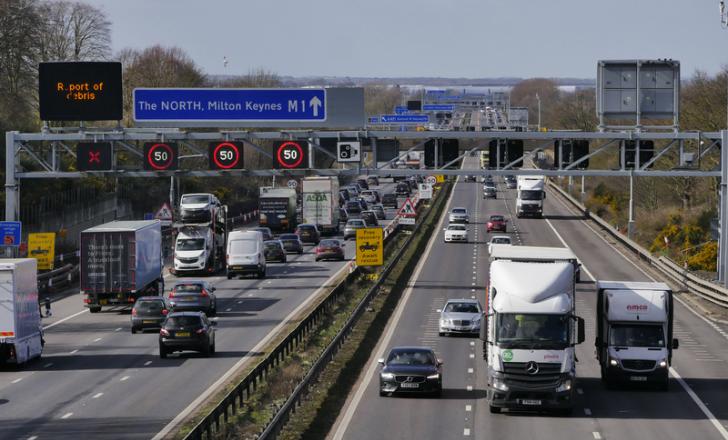 England’s Strategic Road Network that takes in motorways and some major A-class highways – a total of 7,240km (© Jonathan Mitchell/Dreamstime)