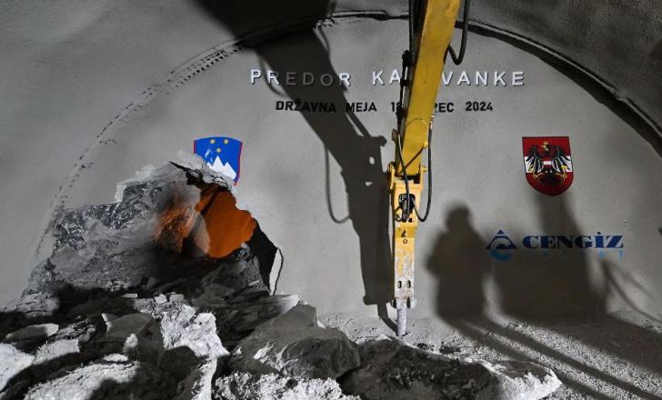 The Slovenian stretch of the second tube alongside the original tube for the Karavanke Tunnel is around 3.5km, while Austria has had to excavate 4.5km (image courtesy Asfinag/DARS)