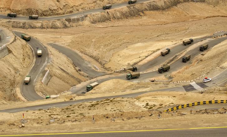 Roads in India’s northern Jammu and Kashmir can be challenging for drivers – image courtesy of © Rudra Narayan Mitra| Dreamstime.com