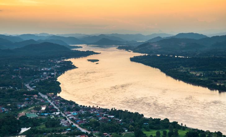 A sixth bridge spanning the Mekong River and linking Laos and Thailand is being planned – image courtesy of © Woravit Vijitpanya| Dreamstime.com