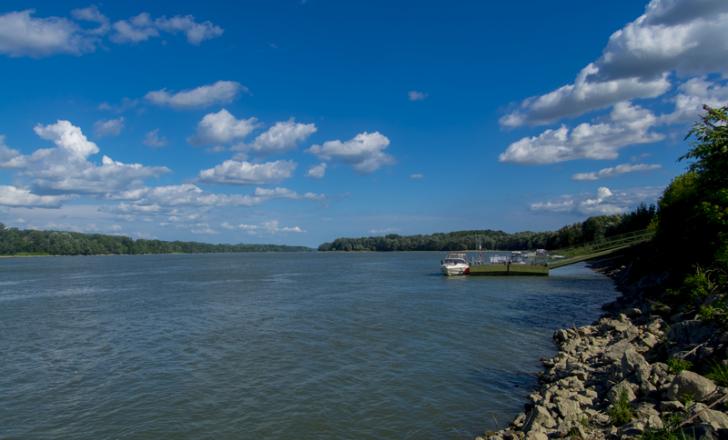 New bridges spanning the Danube River are being proposed, with one to be built at Mohács in Hungary and the other to link Romania and Bulgaria – image courtesy of © Belizar| Dreamstime.com