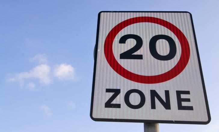 Lower speed limits mean safer roads but make little impact on journey times © Ej Rodriquez Photography| Dreamstime.com