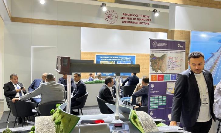 The Turkish ministry of transportation was highlighting several of its major bridges and tunnels at the IRF World Congress in Istanbul, the country’s financial hub (image © World Highways)