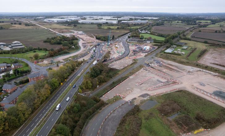 A new bridge is being built for the A38 route in the UK due to the H2S rail project