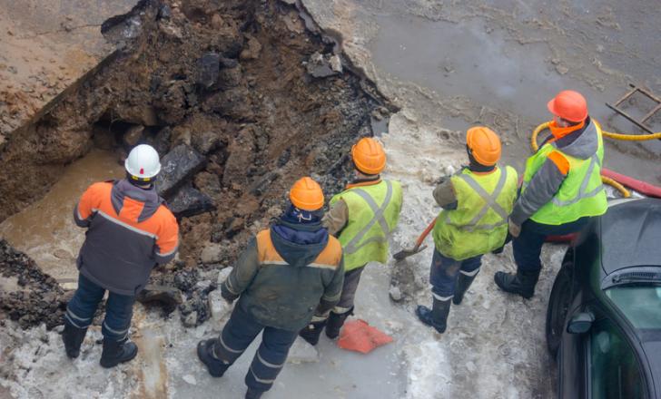 Knowing where utilities are located will help benefit repair works and reduce delays for road users – image courtesy of © Sviatlana Hladkaya| Dreamstime.com