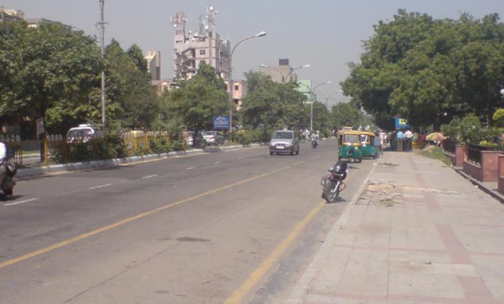 Delhi will benefit from further traffic improvements a Delhi road