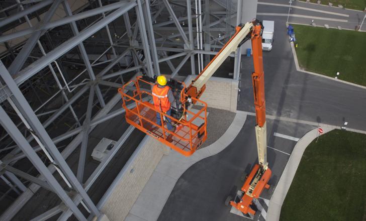 JLG’s is showing the 1500SJ JLG 1500SJ