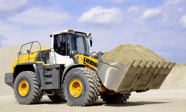 L576 is one of two large wheeled loaders from Liebherr that now meets Stage IIIB/Tier 4i emissions regulations Liebherr Wheeled excavator
