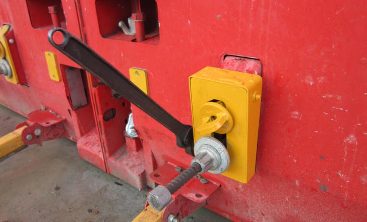 Sateco claims its new detensioning spacer unit for formwork is a world first for the construction industry. Sateco spacer