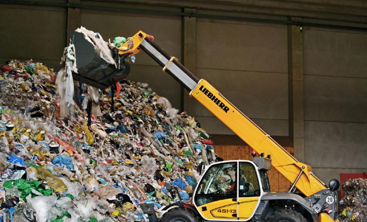 Liebherr’s four-model telehandler range gets increased lift capacities for 2012 Liebherr TL451_13