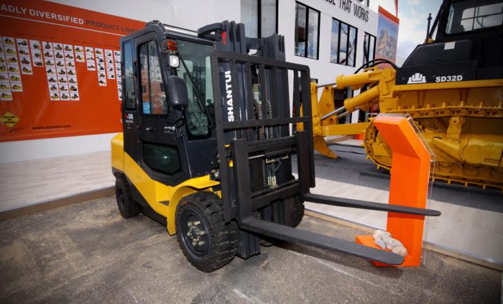 European specification engine for SF30 fork lift Shantui SF30 fork lift