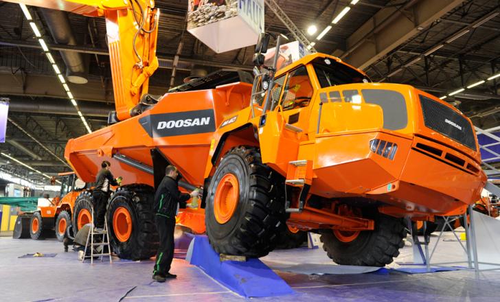 Doosan's DA40 dump truck live at INTERMAT IN A 12 doosan_da40_0004