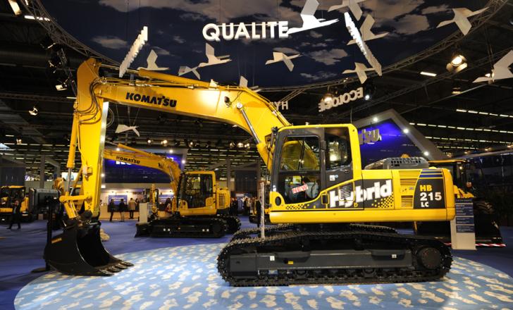 Komatsu's HB215LC-1 excavator LIVE at INTERMAT 2012 Komatsu_HB215LC-1